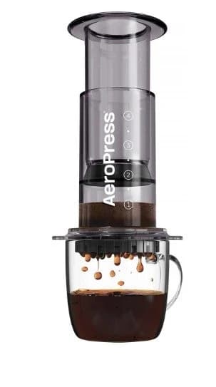 AeroPress - صانع القهوة المدخنة الشفافة