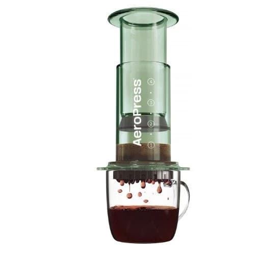 AeroPress – ماكينة صنع القهوة الخضراء الشفافة